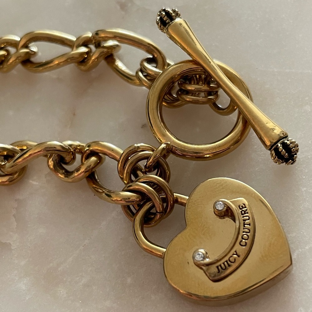 JUICY COUTURE Gold Heart Padlock Starter Bracelet with Crown Toggle